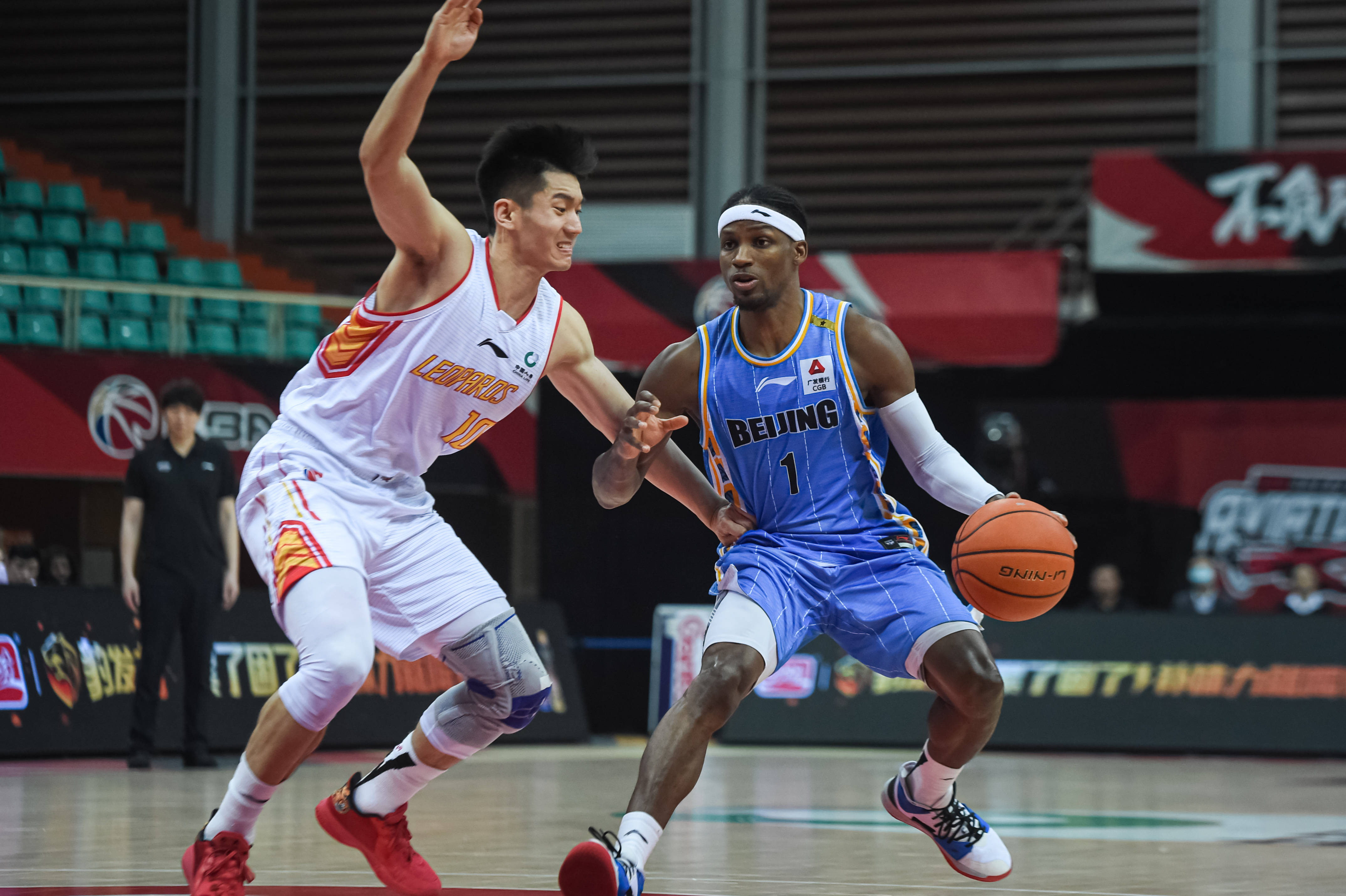 实力对冠军 实力对冠军